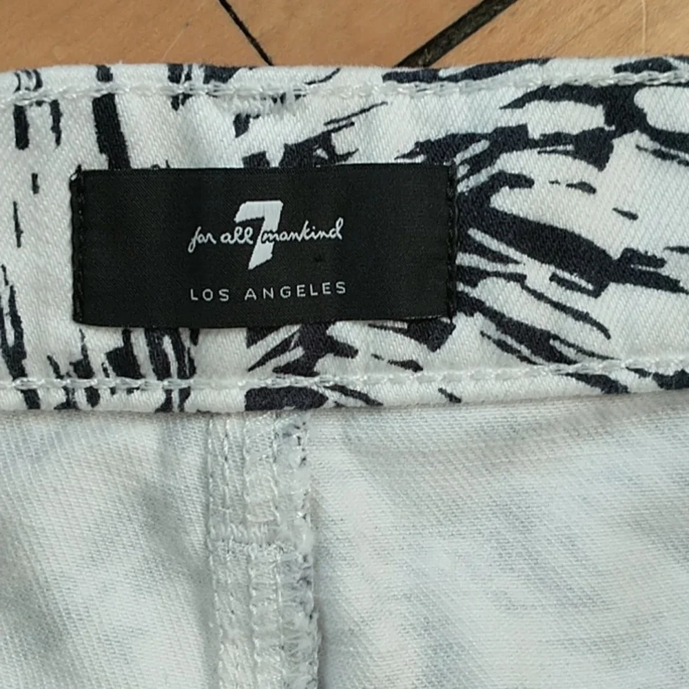 7 For All Mankind  White & Black Denim Brushstroke Print Skirt, Size 32 - Picture 2 of 5